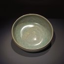 청자빌딩 | [보물 지정 예고] 청자 상감쌍룡국화문 반