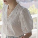 코오롱플라워앤오피스 | 시선 강탈 출근룩! 퍼프소매 시스루 반팔 블라우스 후기