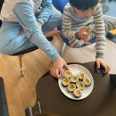 김밥김은 성경김으로~ ^^ 아이들과 함께 김밥 만들고~ 먹고~