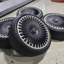 벤츠EQS 에어로53AMG 22인치 순정품휠타이어 한대분 이미지