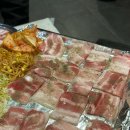 욱이네식당 이미지