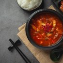 제육회사 찌개사장 이미지