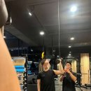 위휘트니스 이미지