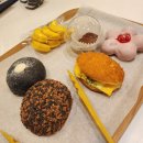 황구지천 | 수원 카페 도나스데이 본점 황구지천 벚꽃뷰 후기 비오는날에도 만석