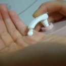 에이엠피카케어 | [바세린 헬씨 화이트] 생활 자외선 차단효과로 밝고고른 피부를 만들어요2~