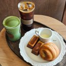 부평구의회(부평구청내) | 인천 부평구청 청리단길 카페 오몽 버터떡 솔직후기