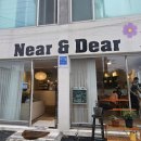 니어앤디어브런치카페 이미지