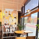 브라우니 | 충남 보령 대천해수욕장 카페 샌드위치 아이와 함께 그린브라우니 후기