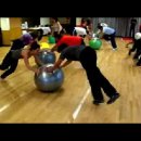 plank heckle on the physioball 이미지