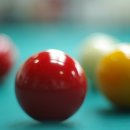 당구치는 사람들 이미지