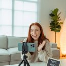 스마트폰으로 시작하는 브이로그 제작 이미지