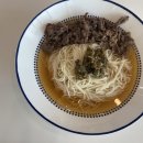 제플린살롱 | 한 풀 꺾인 성수기. 서핑은 여전히 서프살롱! 양양서핑, 가을서핑도 쭉 이어지는 서프살롱~ 한적한 해변...