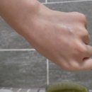 모공각화증 닭살피부 인그로운헤어 고민해결, 인유어 제주파레 스피큘 함유 바디스크럽