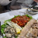 신설보쌈앤칼국수 | 군산 삼촌네굴칼국수 굴보쌈 사주는 멋진오빠들