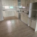 🏠 대사동 영진로얄맨션 주방 리모델링 현장! 타일 3중 덧방, 싱크대 철거 후의 반전 그리고 마무리까지