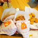 [맘스터티치 신메뉴우!] 뉴아이템 딥치즈버거+불싸이버거 후기데스요ƪ(˘⌣˘)ʃ냠!버거 이즈 뭔들
