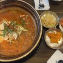 양푼이통돼지김치찌개 이미지