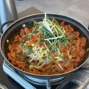 용담정육식당 | 제주공항 근처 밥집 맛집 바다풍경 정육식당 흑돼지 용담탑동 본점 흑돼지두루치기