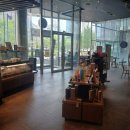 번영로 | 스타벅스 울산번영로점 통창 유리 방문 후기 소음 정도와 화장실 위치