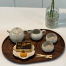 UR(경산시)-[어봉지길]-상-1 | 활용도 높은 원목소품 장스목공방 월넛 1인 동글 트레이