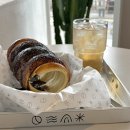 도봉목장 | 우이사계 : 도봉구 우이천 굴뚝빵 전문 카페 / 우이천 벚꽃길 카페