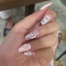 티네일(TNail) | [다낭여행] 4박5일 다낭 자유여행 2일차-1 / 한시장, 마담란,다낭티네일, 버거브로스.