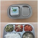 4월 22일 : 떠먹는플레인요구르트 / 백미밥,탕국,비엔나채소볶음,애호박나물,배추김치/롤빵,우유 이미지