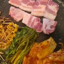 요리하는 남성을 위한 건강한 한끼 이미지