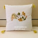 화사한 프랑스 자수 이미지