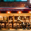 먹방나인 카페 앞 이미지