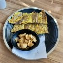 덕진품애작은도서관 | 대전 근교 전주 당일치기 여행 추천 볼거리(feat. 한옥마을 먹거리, 연화정도서관, 덕진 공원, 야생 수달)