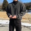 남자 제인드 브이넥 오버핏 니트 긴팔 스웨터 티셔츠 옷 가을 겨울 간절기 옷 코디 이미지