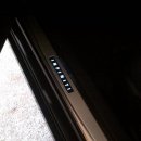 INFINITI ILLUMINATED DOOR SILL 이미지