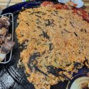 돈아돈아솥뚜껑生김치삼겹살