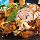 연잎가마솥왕족발 이미지