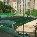 언주 초등학교 운동장에 잔디 깔다. 이미지