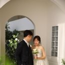 수원 🎥1016스튜디오🎥 촬영후기! at 하얀 문 앞