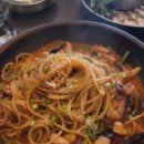 플러스마트3호점 앞 | [2026년 2월] 일 별로 없어서 친구들이랑 자주 만나 놀았던 2월