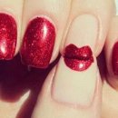 손톱하는뇨자 이미지