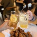 장미로92번길 | 야탑 맛집｜스포츠 관람과 단체모임 가능한 교촌치킨 야탑점 후기(허니콤보와 하이볼 조합 추천)