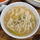 한성빌딩 | 논현 한성칼국수 본점｜1983년부터 이어온 찐 노포 맛집, 칼국수보다 더 유명한 수육·모듬전...