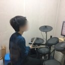누구나 연주하는 드럼 이미지