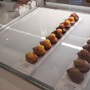 구움빵 | 뚝섬 카페 디저트 서울숲 조각케이크맛집 구움빵 마들렌 '노틀던'