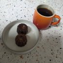 집을 카페처럼 구움과자 홈베이킹(주간)(1월) | 홈카페 디저트로 딱 좋은 고소한 피스타치오 까눌레 레시피 주말 베이킹 후기