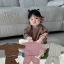아프리콧 스튜디오 베이비콧 : 비스킷, 프라임 밀키 맨투맨 셋업후기 (11개월 아기 옷 등원룩 추천)