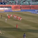 [강원 vs 김포] 조성권 동점골 ㄷㄷㄷㄷㄷㄷㄷㄷㄷ.gif 이미지