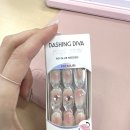 하트프리 | 디바 매직프레스 샤이하트 후기💅붙이기만 하면 완성...프레스 샤이하트 · 네일팁 추천 · 글루프리 네일🩷