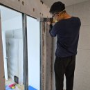 광명서초등학교 | 아티스트 작업실 벽체 절단 뚫고 문 만들기
