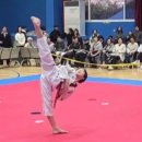 눈부시게 빛나는 태권도장 이미지