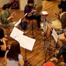 하와이 전통악기 우쿨렐레 이미지